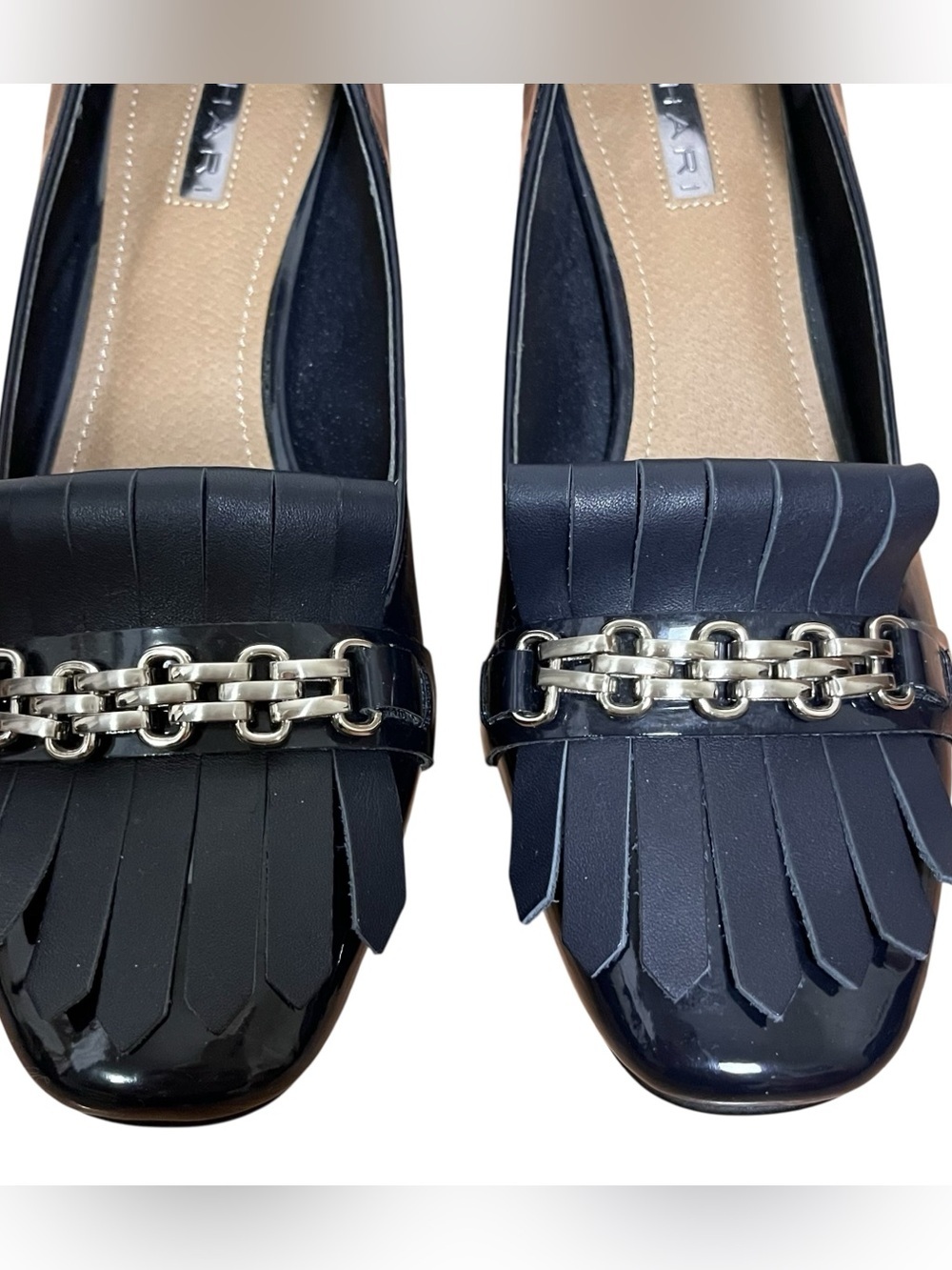 Tahari Mary Navy Patent Loafer Pumps Block Heel Fringe Chain Detail Size 8 - Picture 4 of 12